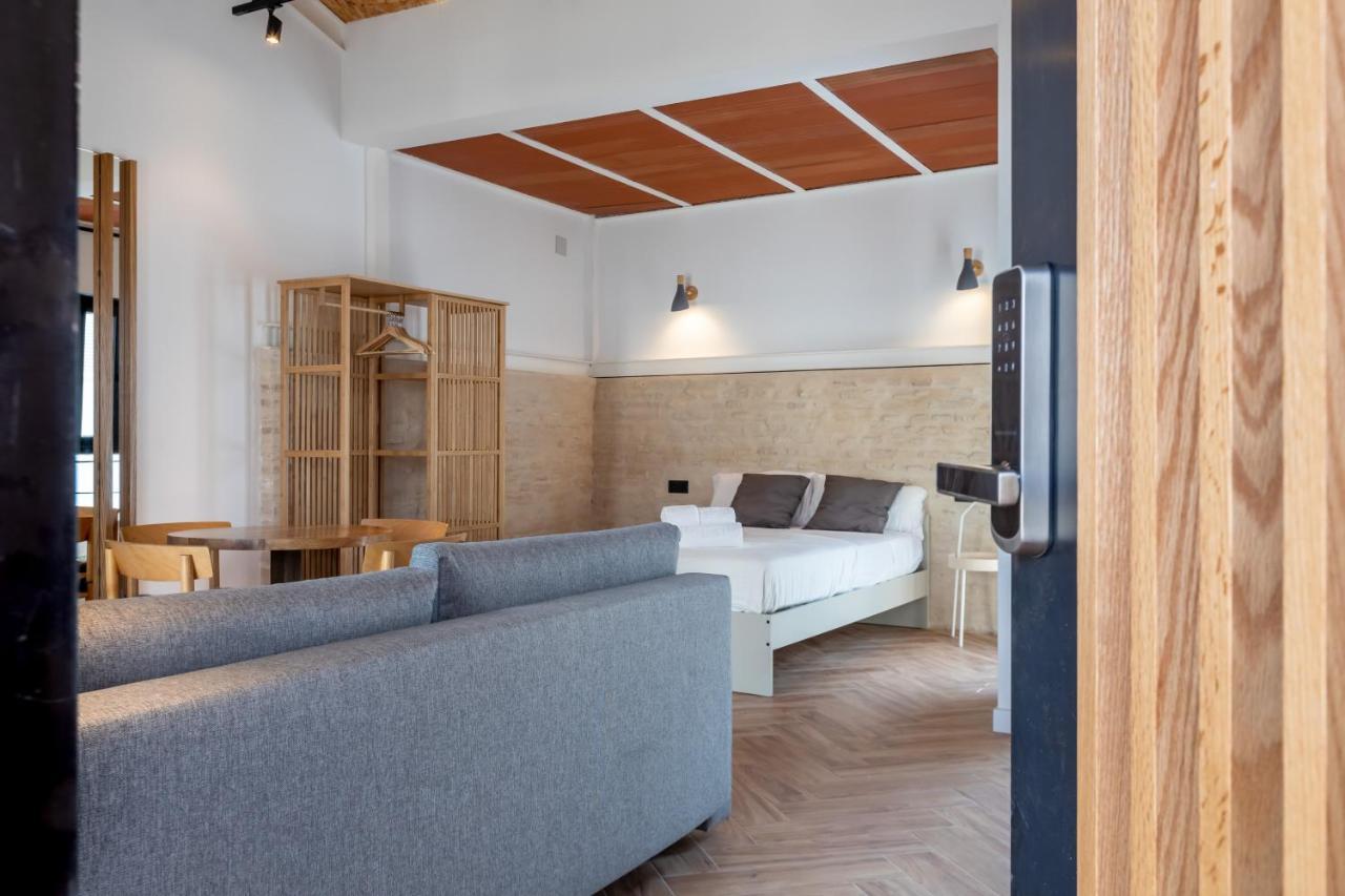 Santa Clara Suites Sevilla Bagian luar foto