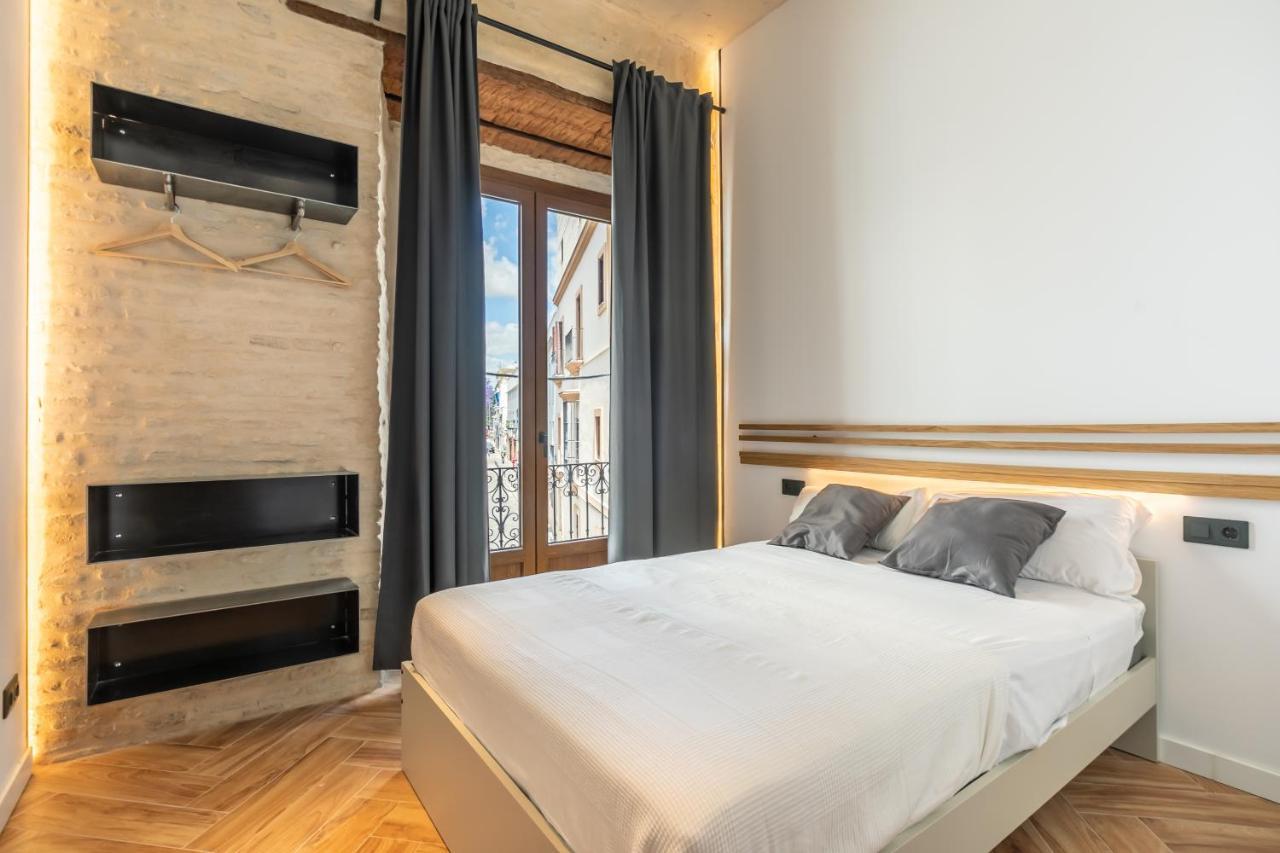 Santa Clara Suites Sevilla Bagian luar foto