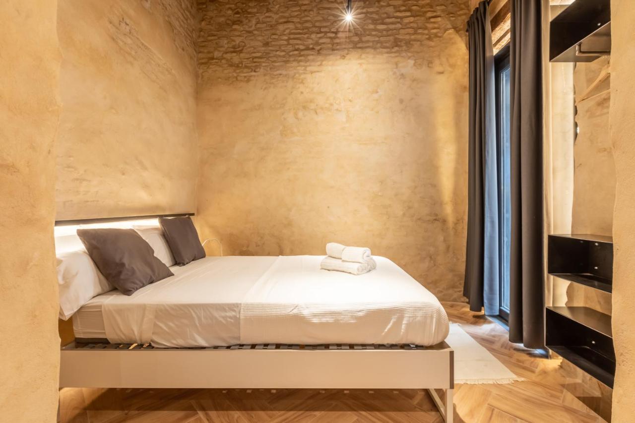 Santa Clara Suites Sevilla Bagian luar foto
